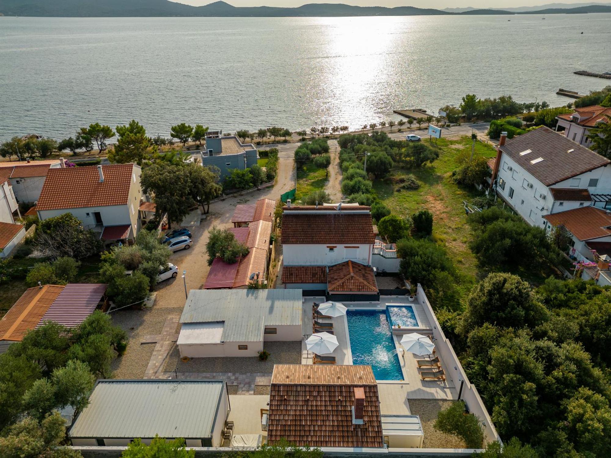 Camp Mrkva Mobile Homes With Pool Sukošan Εξωτερικό φωτογραφία